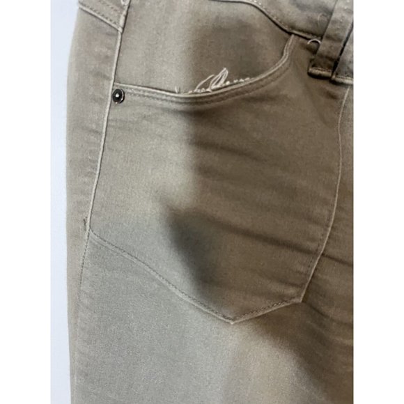 Capri Pants by Democracy Size 12 Olive green Color For Women Comfortable - Picture 4 of 5